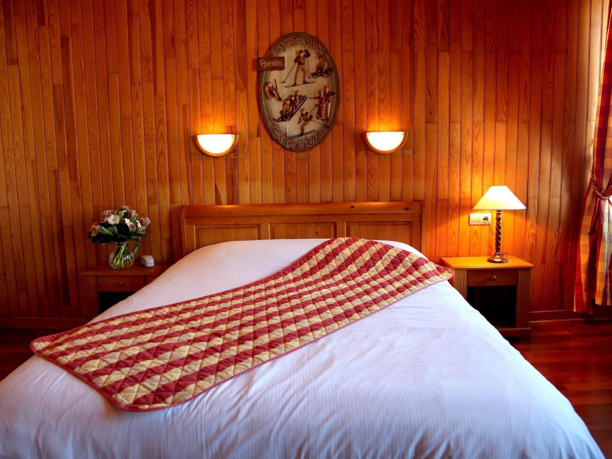 Logis Hotel Des Bains Gérardmer Exteriér fotografie