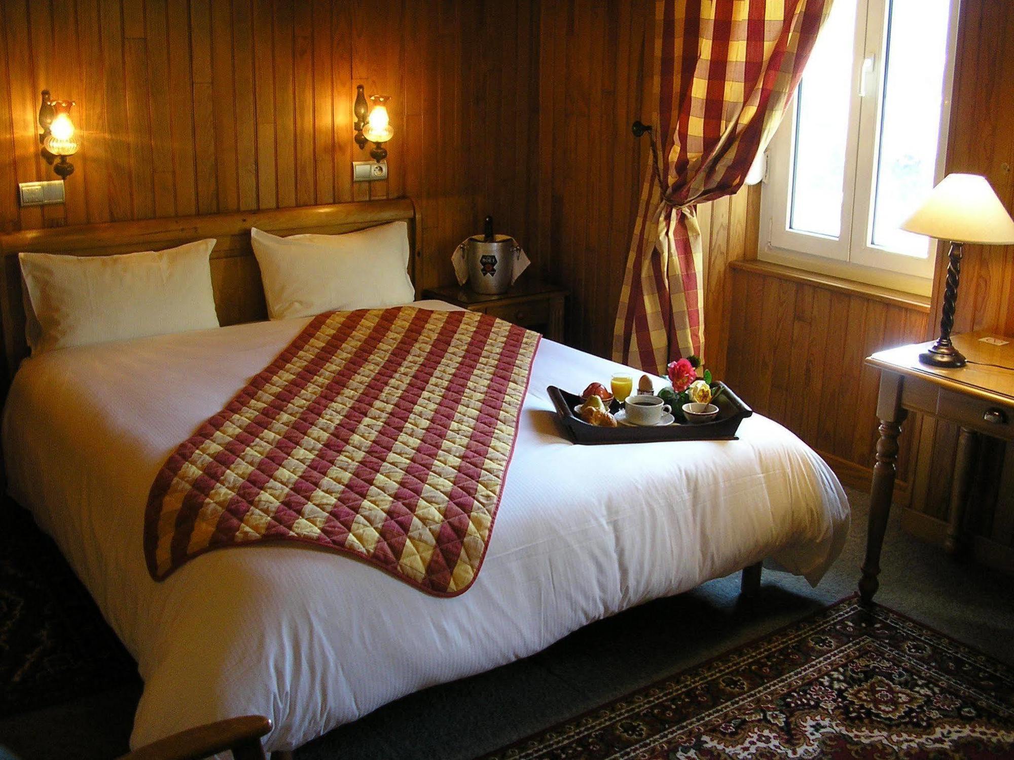 Logis Hotel Des Bains Gérardmer Exteriér fotografie