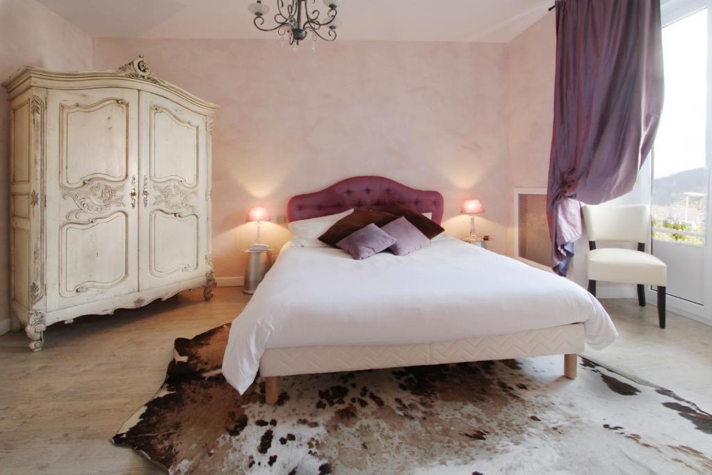 Logis Hotel Des Bains Gérardmer Pokoj fotografie